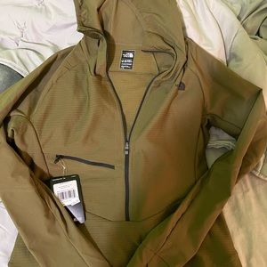 North face 3/4 Zip Sweater